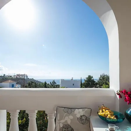 Aliki Villa